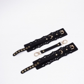 Черный кожаные оковы с узорами и золотистой фурнитурой - Crazy Handmade - купить с доставкой в Электростали