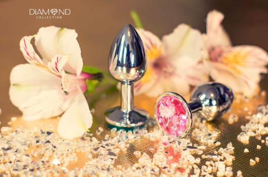 Большая серебристая анальная пробка Diamond Pink Sparkle Large с розовым кристаллом - 8 см. - Lola Games - купить с доставкой в Электростали